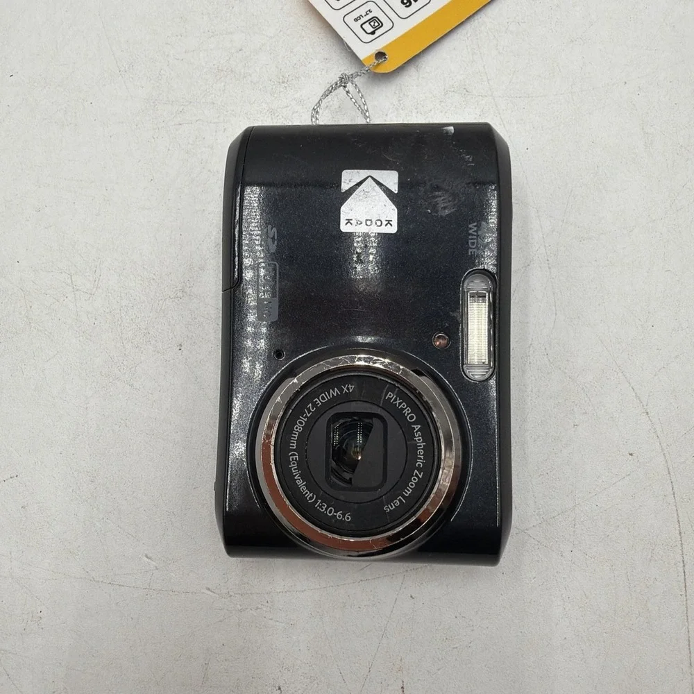 Kodak PIXPRO FZ45 16 MP Digital Compact Camera Black Parts Lens Obstruction